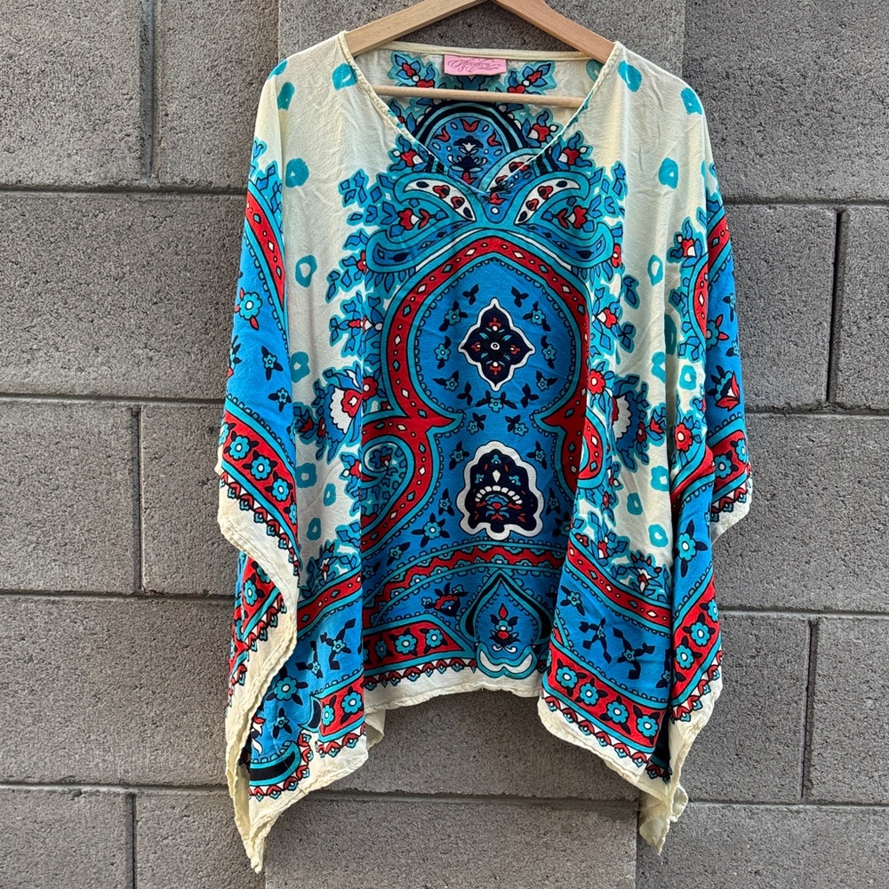 Theodora & Callum Bohemian Blue & Red Paisley Poncho Top 100% Viscose OSFM